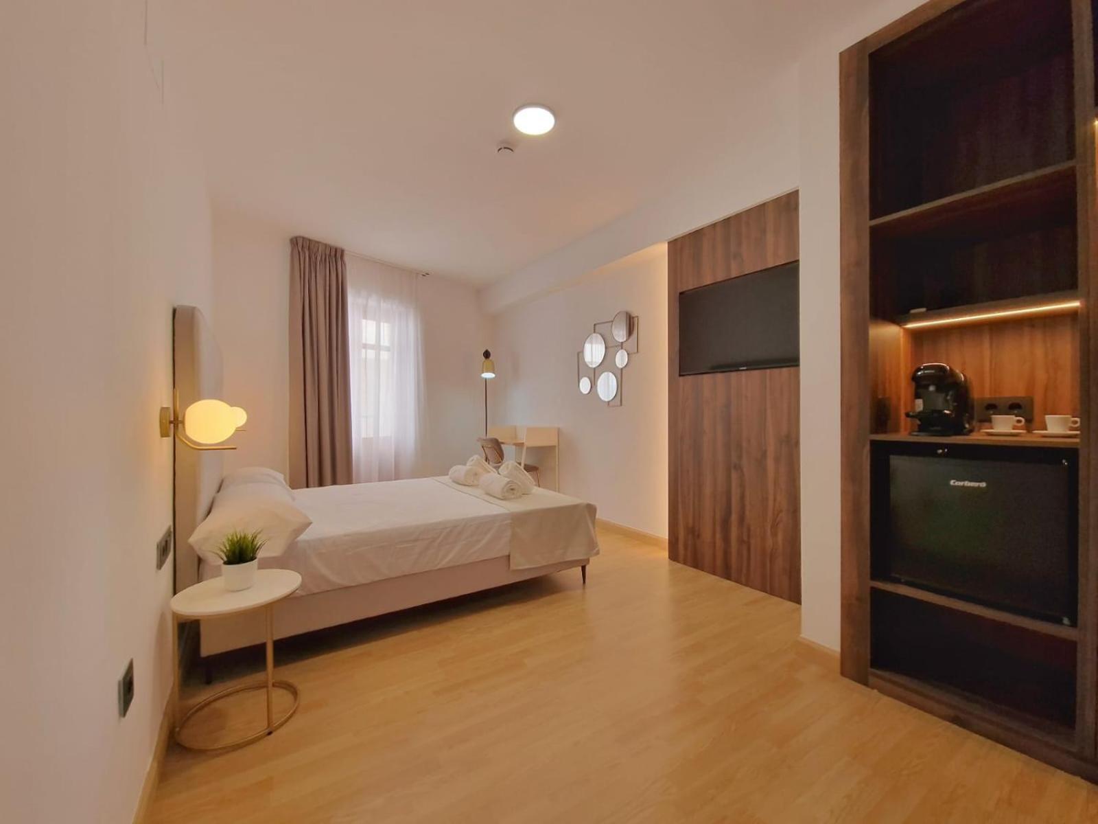 Hostal Hs Cehegin Bagian luar foto