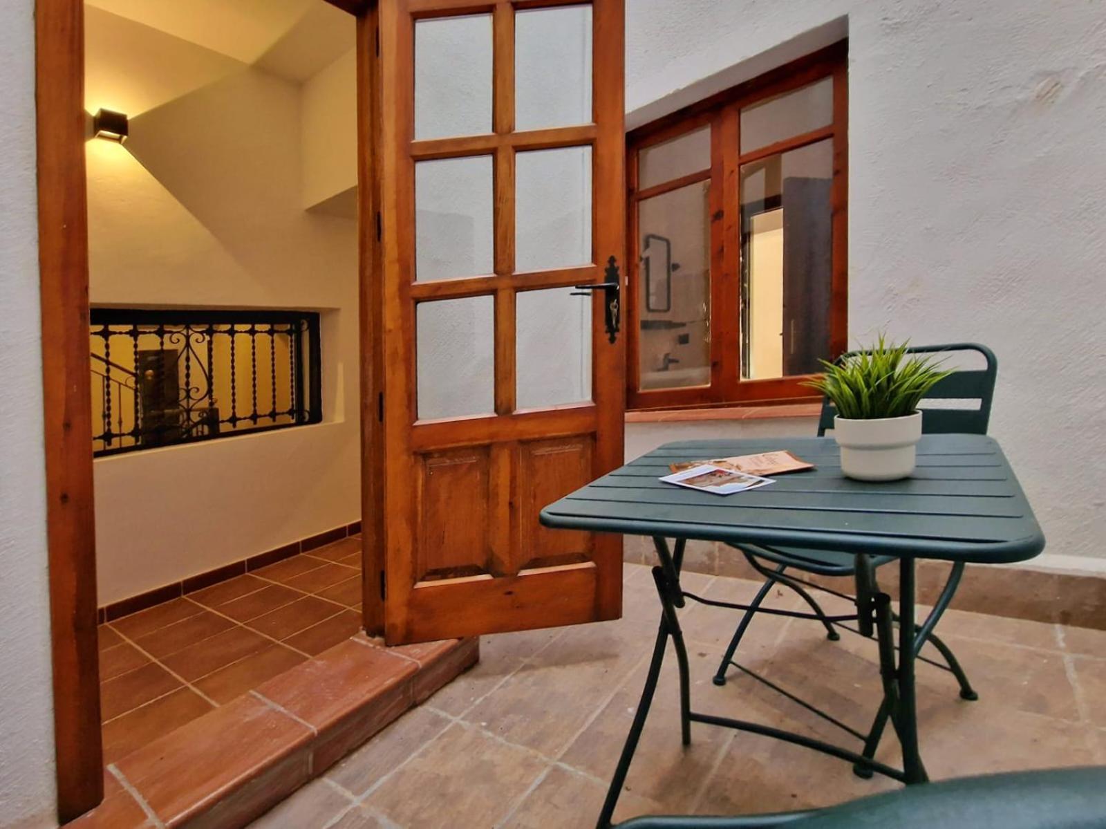 Hostal Hs Cehegin Bagian luar foto